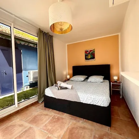 La D'azur-clim-jardin * Nimes