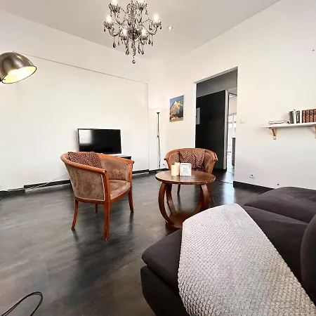 Appartement La Du Jeans Jaures - Clim - Patio Nîmes